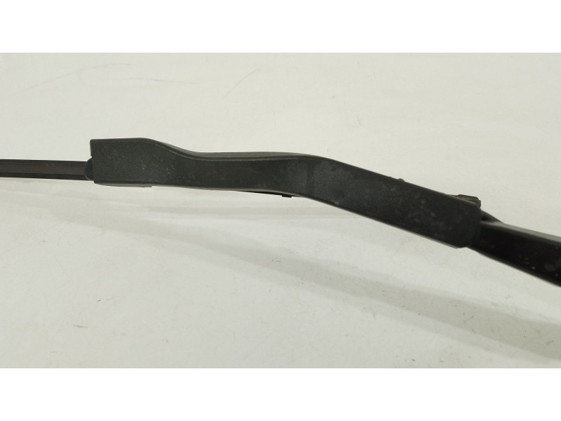 Recambio de brazo limpia delantero izquierdo para bmw serie 3 berlina (g20) 318d referencia OEM IAM 61619448919  