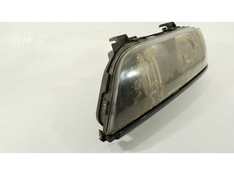 Recambio de faro izquierdo para bmw 5 touring (e39) 520 d referencia OEM IAM 63128372753  