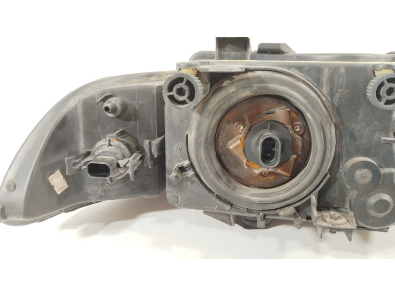 Recambio de faro izquierdo para bmw 5 touring (e39) 520 d referencia OEM IAM 63128372753  
