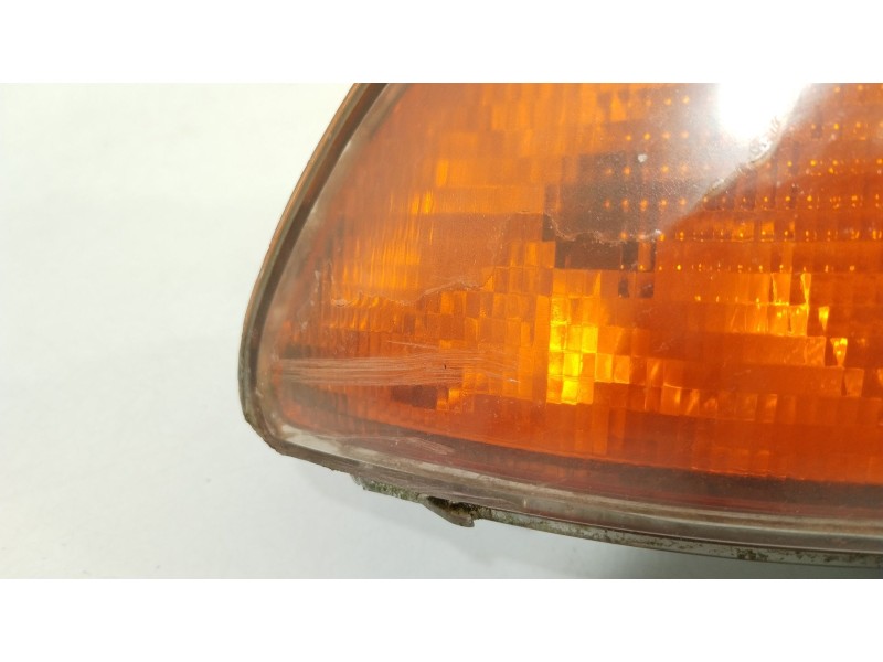 Recambio de faro derecho para bmw 5 touring (e39) 520 d referencia OEM IAM 63128372754  