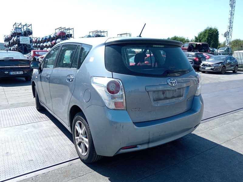 toyota verso (_r2_) del año 2009