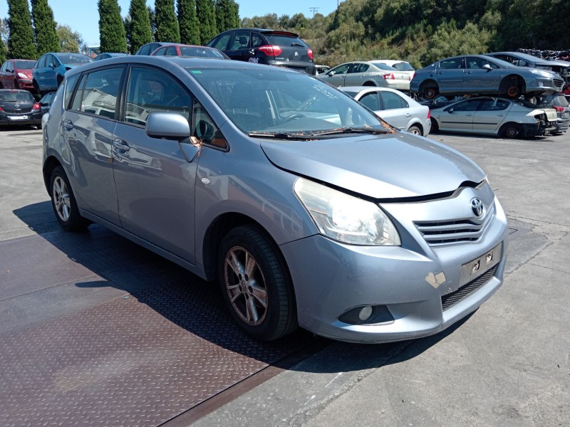 toyota verso (_r2_) del año 2009