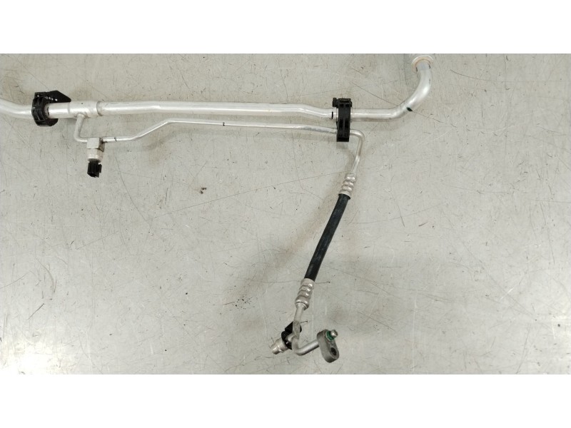 Recambio de tubo aire acondicionado para hyundai tucson (nx4e, nx4a) 1.6 t-gdi plug-in-hybrid htrac referencia OEM IAM 97777CZ00