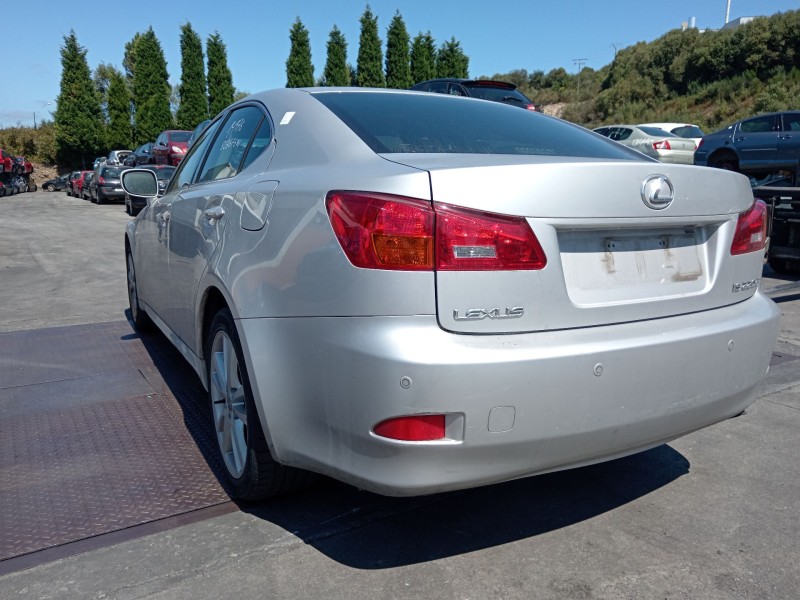 lexus is ii (_e2_) del año 2006