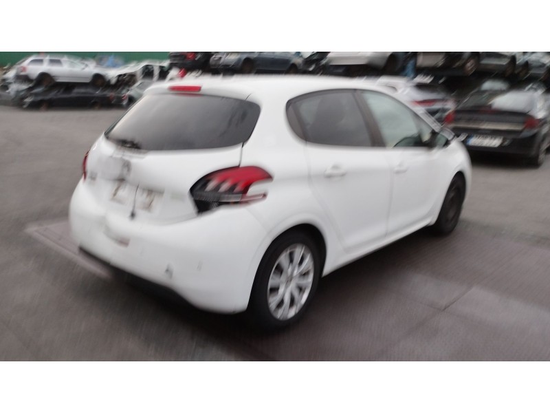 peugeot 208 i (ca_, cc_) del año 2015