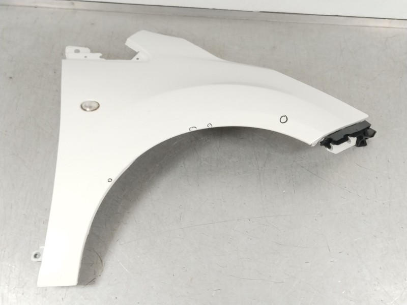 Recambio de aleta delantera derecha para ford ka (ccu) grand prix iii referencia OEM IAM   