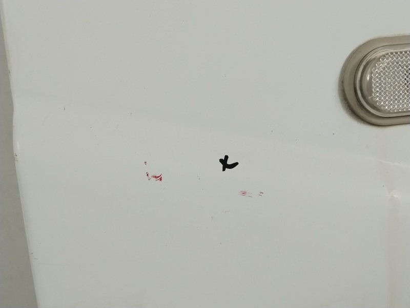 Recambio de aleta delantera derecha para nissan primastar furgoneta (x83) 2.0 dci 115 referencia OEM IAM   