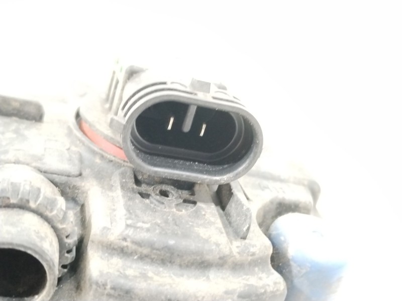 Recambio de faro antiniebla derecho para toyota yaris (_p13_) 1.4 d (nlp130_) referencia OEM IAM 812100D042  89210656