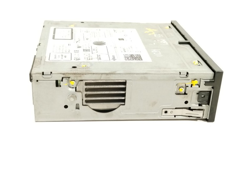 Recambio de sistema audio / radio cd para seat leon st (5f8) style referencia OEM IAM 5QA035842  