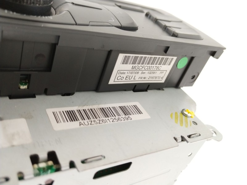 Recambio de sistema audio / radio cd para audi a4 b8 (8k2) 2.0 tdi referencia OEM IAM 8T1035186P  