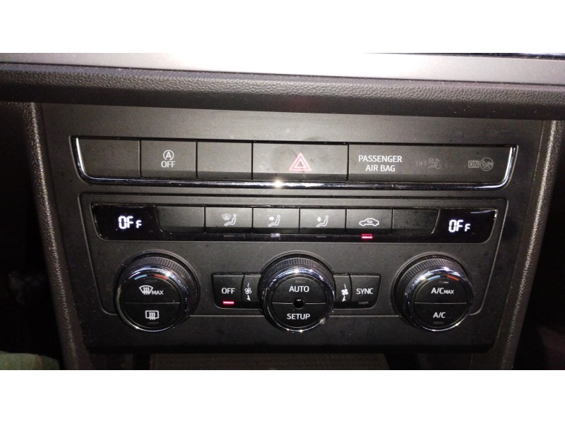 Recambio de mando climatizador para seat leon st (5f8) style referencia OEM IAM 5F0907044AK  