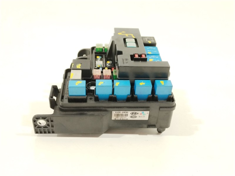 Recambio de caja reles / fusibles para hyundai i30 station wagon (fd) 1.6 crdi referencia OEM IAM 919501H030  