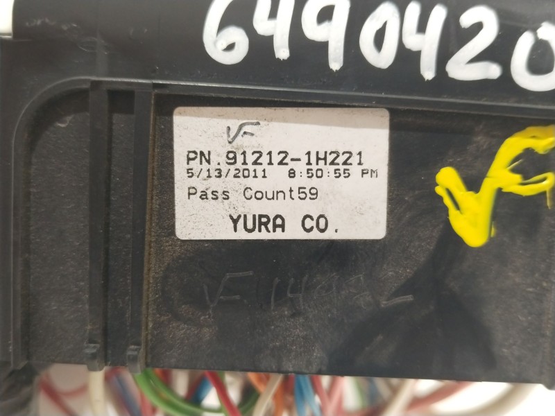 Recambio de caja reles / fusibles para kia cee´d hatchback (ed) 1.4 referencia OEM IAM 912121H221  919510Q000