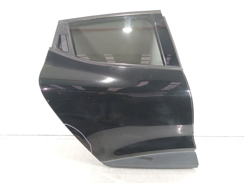 Recambio de puerta trasera derecha para renault clio iv (bh_) 0.9 tce 90 referencia OEM IAM   
