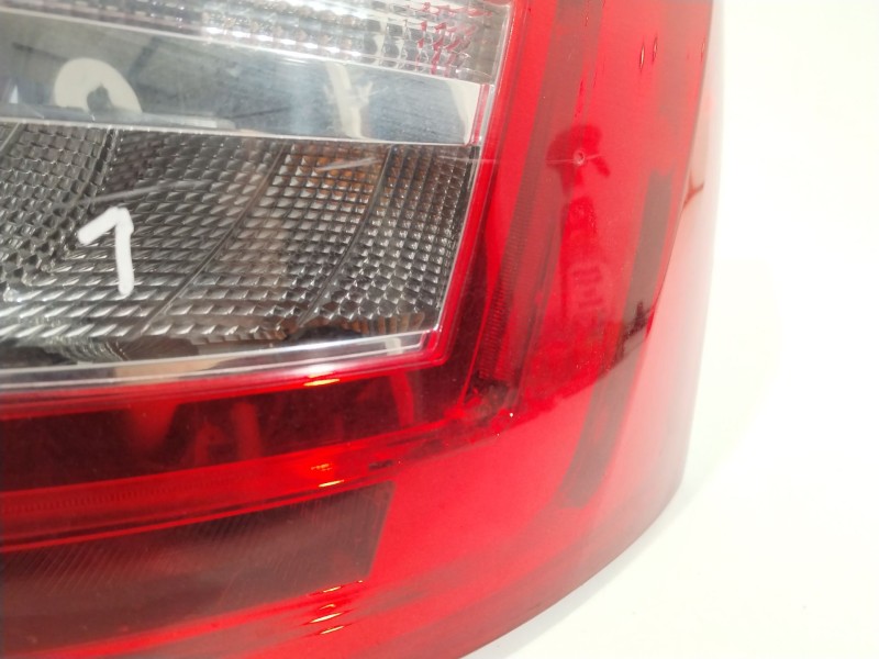 Recambio de piloto trasero derecho para skoda octavia iii (5e3, nl3, nr3) 1.5 tsi referencia OEM IAM 5E5945112B  