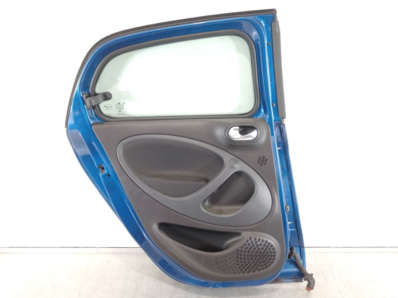 Recambio de puerta trasera izquierda para smart forfour basis (66kw) (453.044) referencia OEM IAM A4537306200 A4537306000 