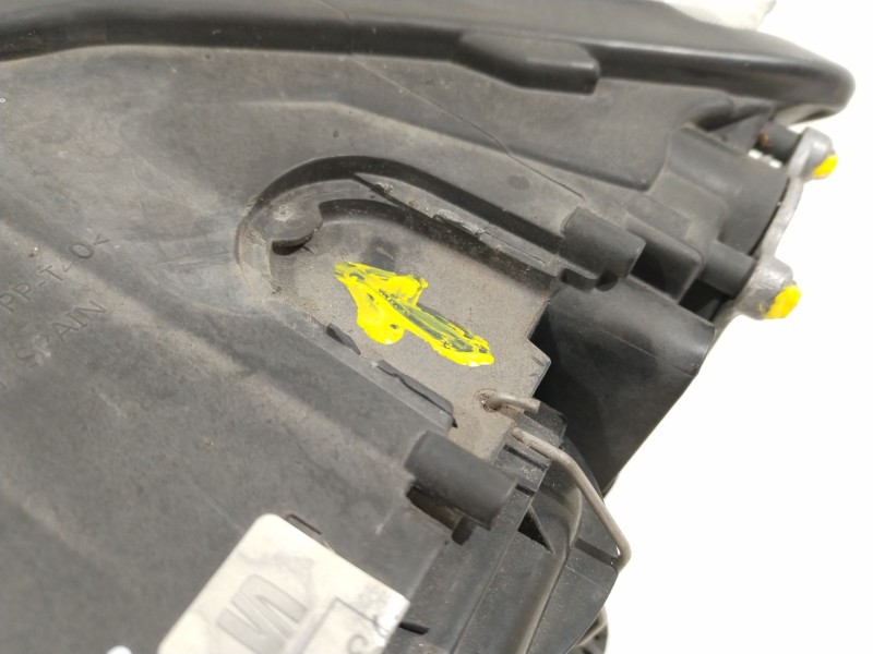 Recambio de faro derecho para seat leon (5f1) 1.6 tdi referencia OEM IAM 5F1941016B  