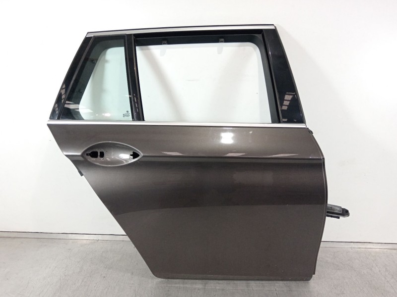 Recambio de puerta trasera derecha para bmw 5 touring (f11) 525 d xdrive referencia OEM IAM 41009628758  