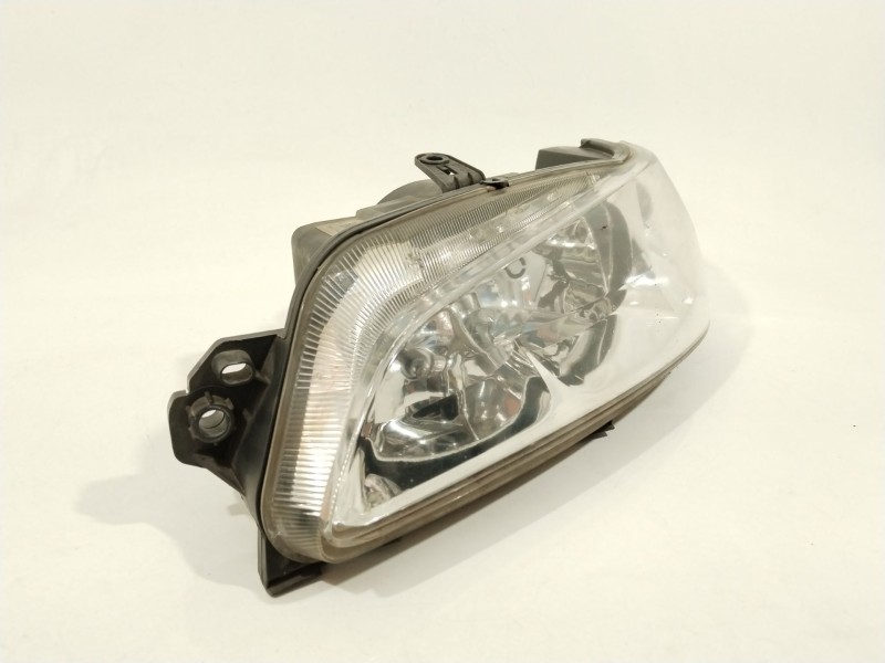 Recambio de faro izquierdo para peugeot 306 (7b, n3, n5) 2.0 hdi 90 referencia OEM IAM 88004109  88203990G