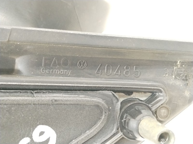 Recambio de retrovisor izquierdo para volkswagen golf van iii variant (1h5) 1.9 tdi referencia OEM IAM 1H1857501  