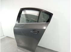 Recambio de puerta trasera izquierda para chevrolet cruze lt referencia OEM IAM    2