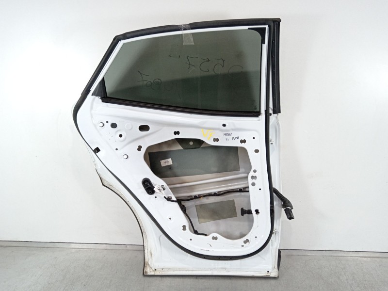 Recambio de puerta trasera izquierda para ford puma (j2k, cf7) 1.0 ecoboost referencia OEM IAM 1TBS24721AB  