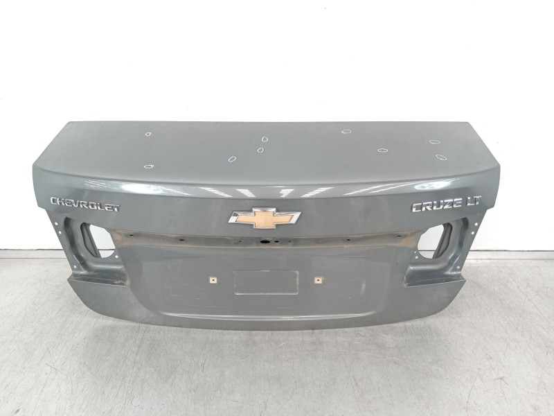 Recambio de tapa maletero para chevrolet cruze lt referencia OEM IAM   