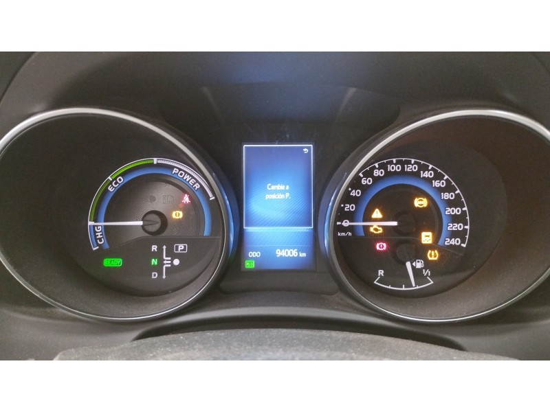 Recambio de cuadro instrumentos para toyota auris hybrid active referencia OEM IAM 83800F2E64  83800F2E63