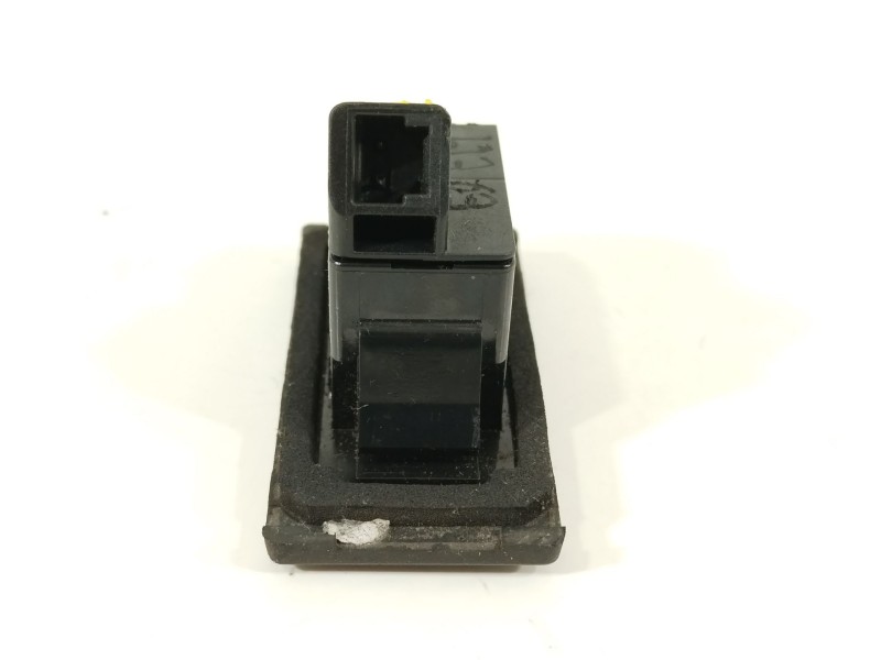 Recambio de maneta exterior porton para mazda cx-3 luxury referencia OEM IAM BHN1568D0  