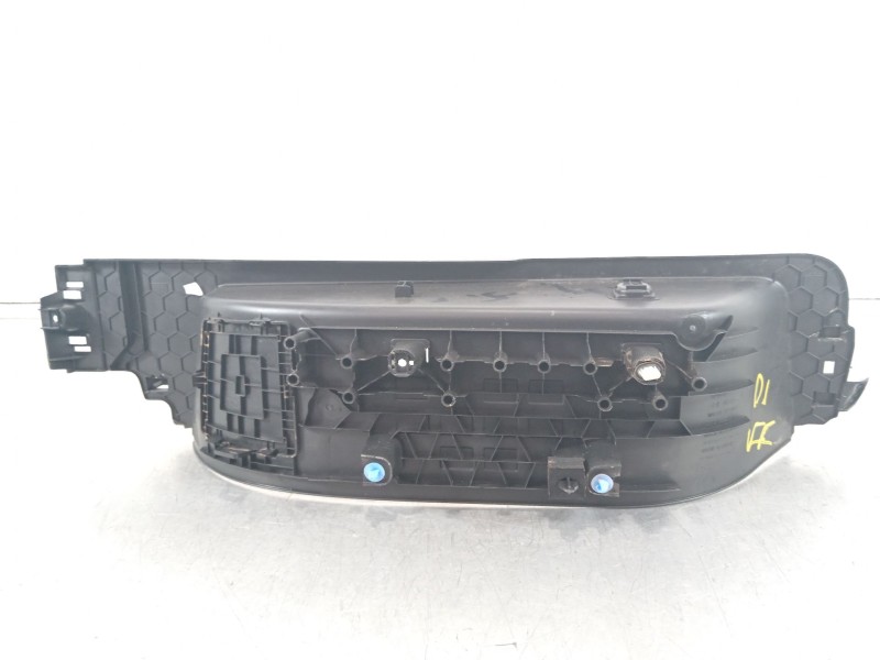 Recambio de moldura para peugeot traveller autobús (v_) 2.0 bluehdi 145 referencia OEM IAM 98091633ZD  