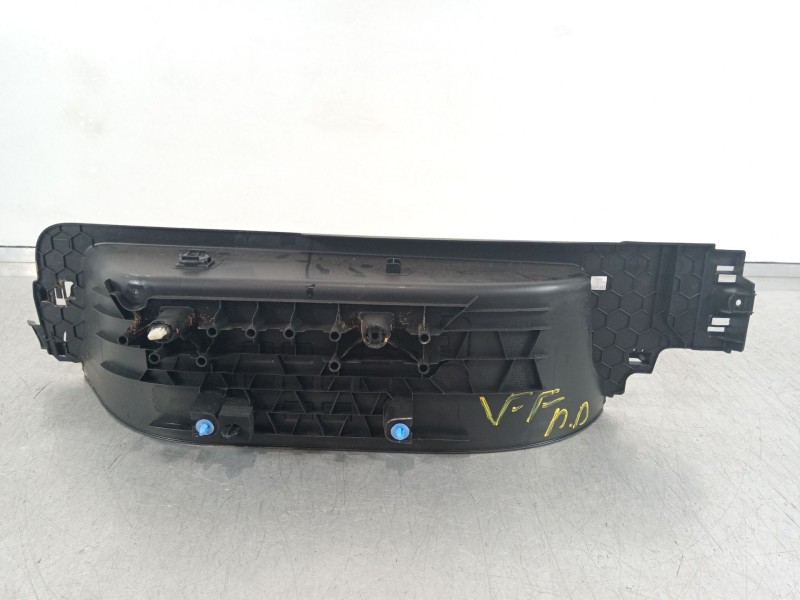 Recambio de moldura para peugeot traveller autobús (v_) 2.0 bluehdi 145 referencia OEM IAM 98091632ZD  