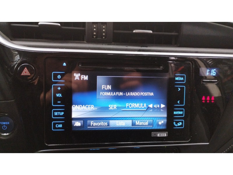 Recambio de sistema audio / radio cd para toyota auris hybrid active referencia OEM IAM 8614002360  