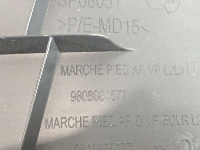 Recambio de moldura para peugeot traveller autobús (v_) 2.0 bluehdi 145 referencia OEM IAM 9808681577 98086815ZD 