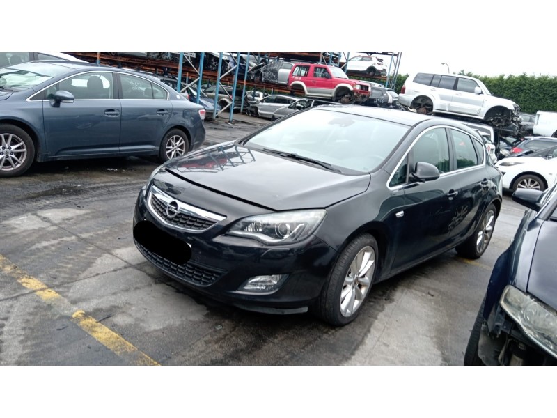 opel astra j (p10) del año 2010