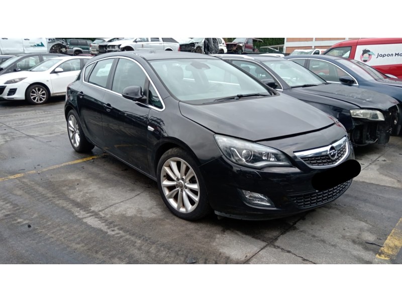 opel astra j (p10) del año 2010