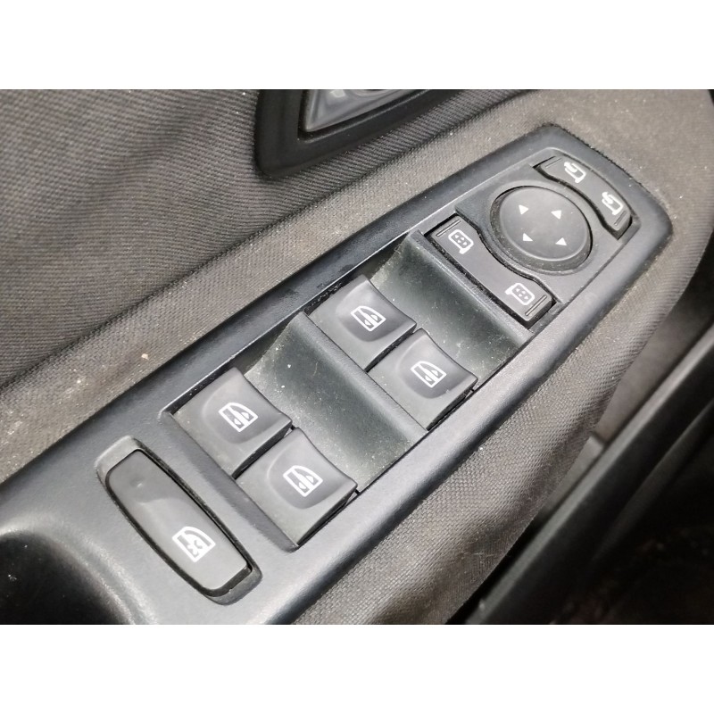 Recambio de mando elevalunas delantero izquierdo para renault scénic iii (jz0/1_) 1.5 dci referencia OEM IAM   