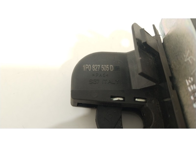 Recambio de cerradura maletero / porton para seat leon (1p1) 1.6 tdi referencia OEM IAM 1P0827505D  