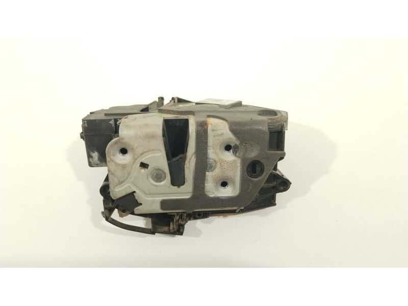 Recambio de cerradura puerta delantera derecha para ford kuga (cbs) titanium referencia OEM IAM BM5AA21812BE  