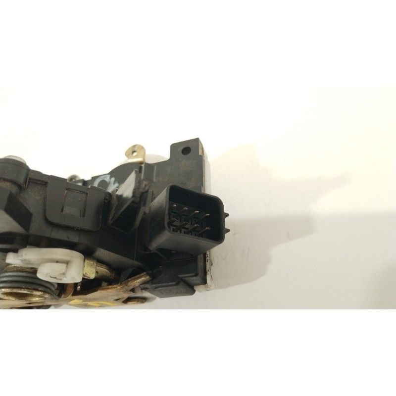 Recambio de cerradura puerta delantera izquierda para ford mondeo iii (b5y) 2.0 tdci referencia OEM IAM 2S4AA21813FA  