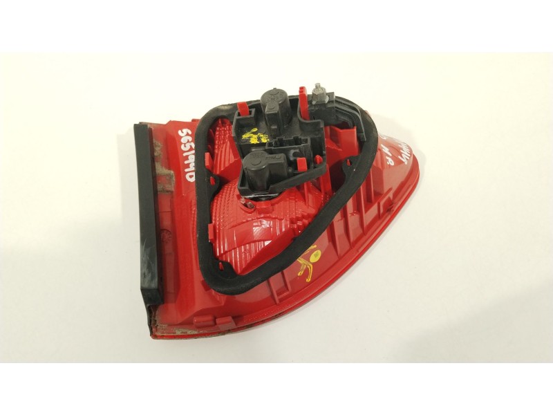 Recambio de piloto trasero derecho en porton para seat exeo berlina (3r2) reference referencia OEM IAM 3R5945094B  89320241