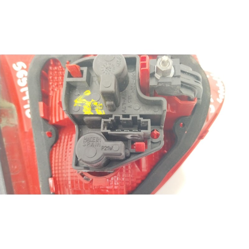 Recambio de piloto trasero derecho en porton para seat exeo berlina (3r2) reference referencia OEM IAM 3R5945094B  89320241