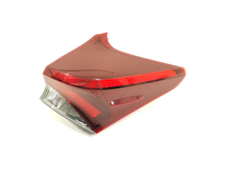 Recambio de piloto trasero derecho para toyota auris hybrid active referencia OEM IAM 8155102A61  