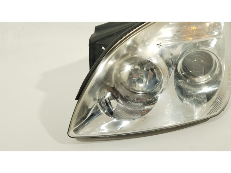 Recambio de faro izquierdo para kia carens (un) concept referencia OEM IAM 921011D020  