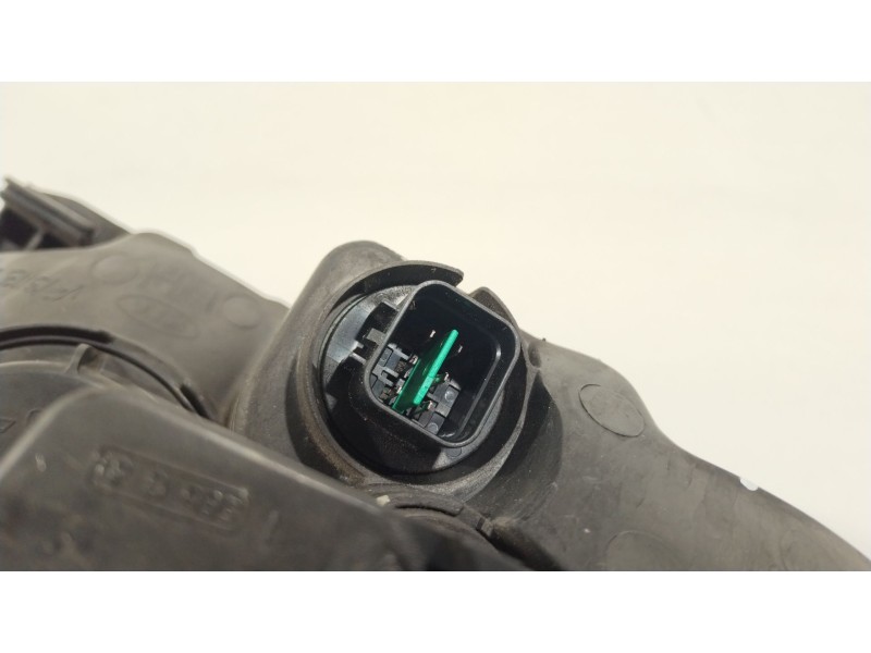 Recambio de faro izquierdo para kia carens (un) concept referencia OEM IAM 921011D020  