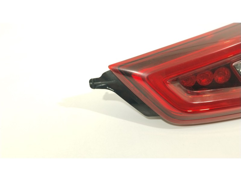 Recambio de piloto trasero derecho en porton para nissan qashqai (j11) acenta referencia OEM IAM 26550HV55A  26550HV05A