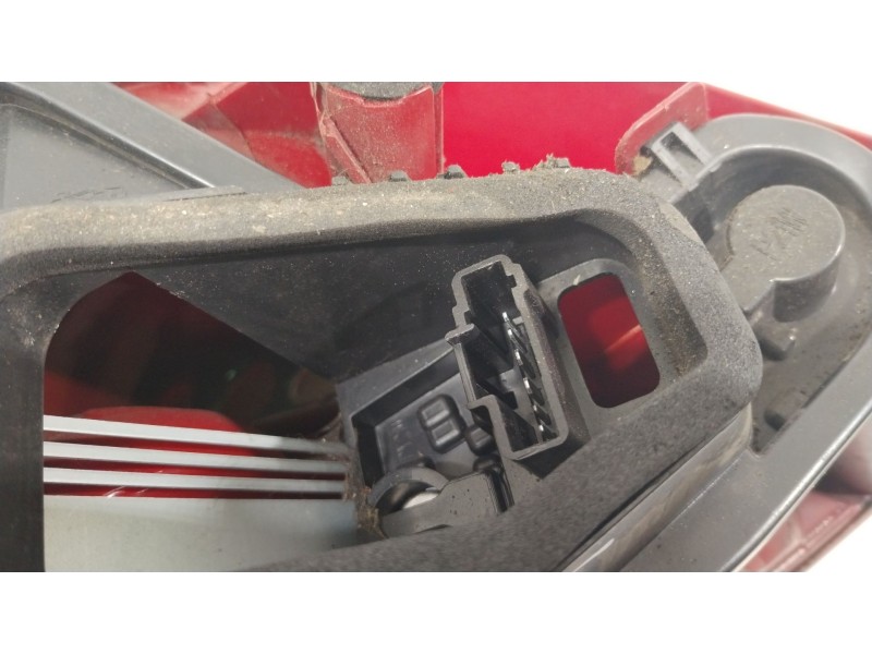 Recambio de piloto trasero derecho para peugeot 207/207+ (wa_, wc_) 1.4 hdi referencia OEM IAM 9649986580  