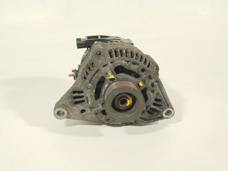 Recambio de alternador para nissan micra ii (k11) 1.3 i 16v referencia OEM IAM 2310054B62  0123115010