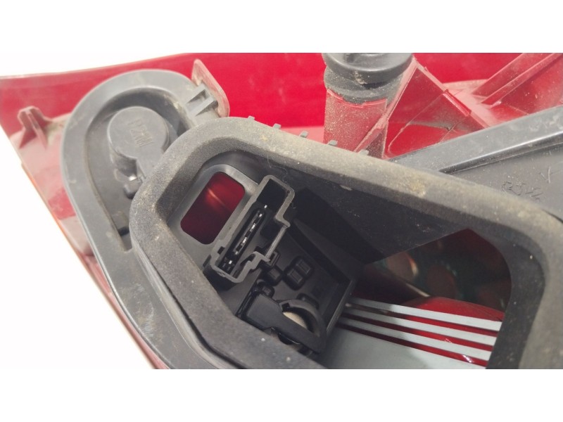 Recambio de piloto trasero izquierdo para peugeot 207/207+ (wa_, wc_) 1.4 hdi referencia OEM IAM 9649986680  