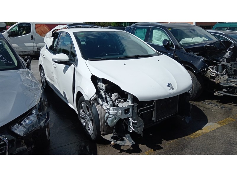 peugeot 208 i (ca_, cc_) del año 2014