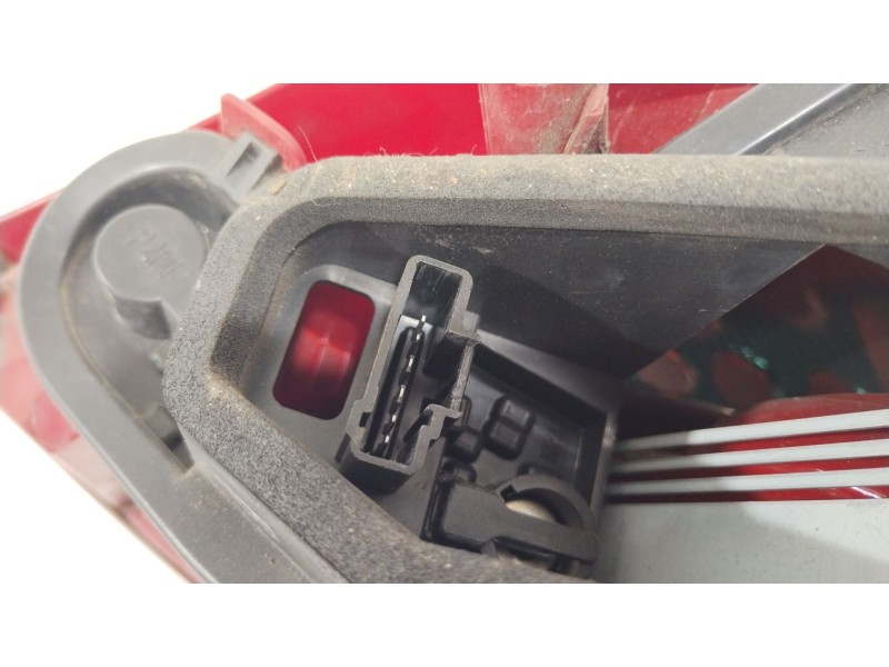 Recambio de piloto trasero izquierdo para peugeot 207/207+ (wa_, wc_) 1.6 hdi referencia OEM IAM 9649986680  